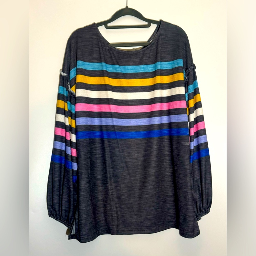 Pull over women’s top